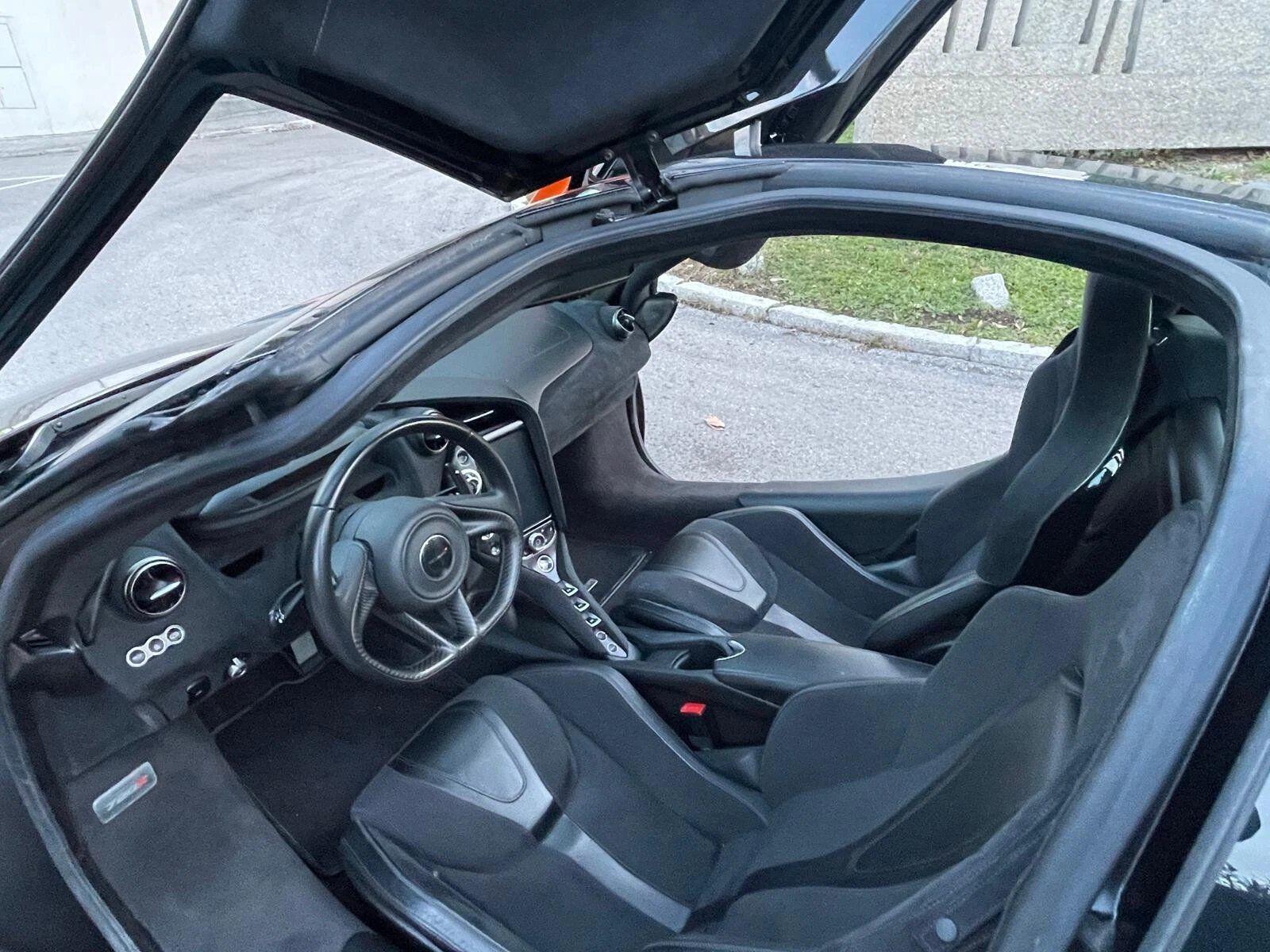 Mclaren 720s view 15