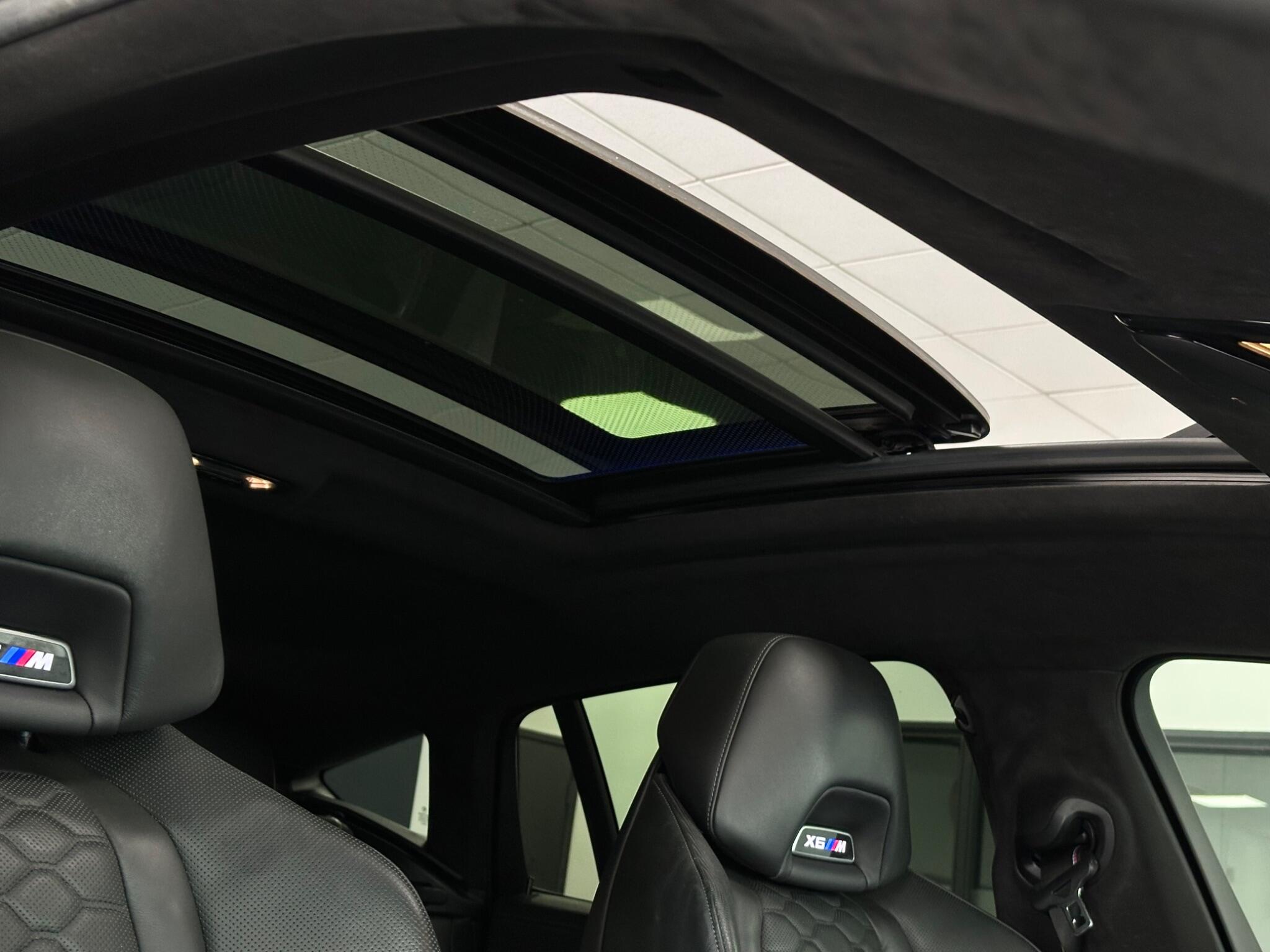 BMW X6 M view 25