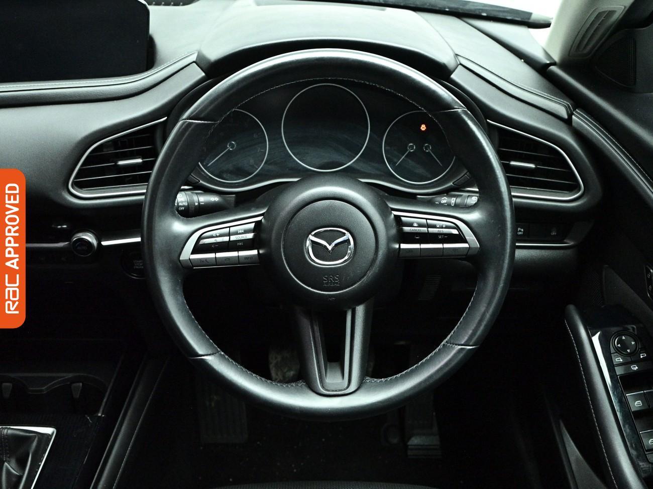 Mazda CX-30 view 9