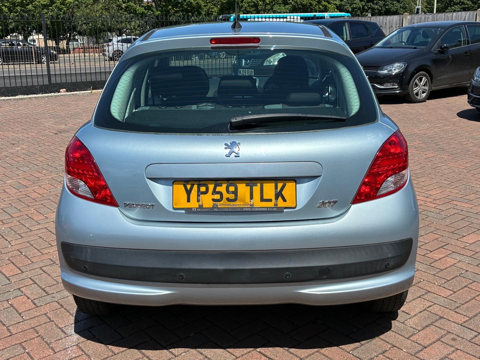 Peugeot 207 view 6