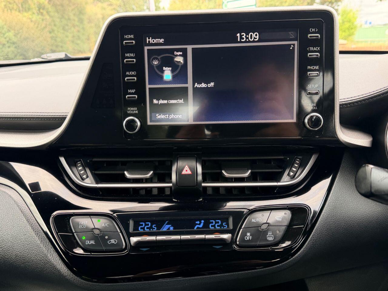 Toyota C-HR view 39