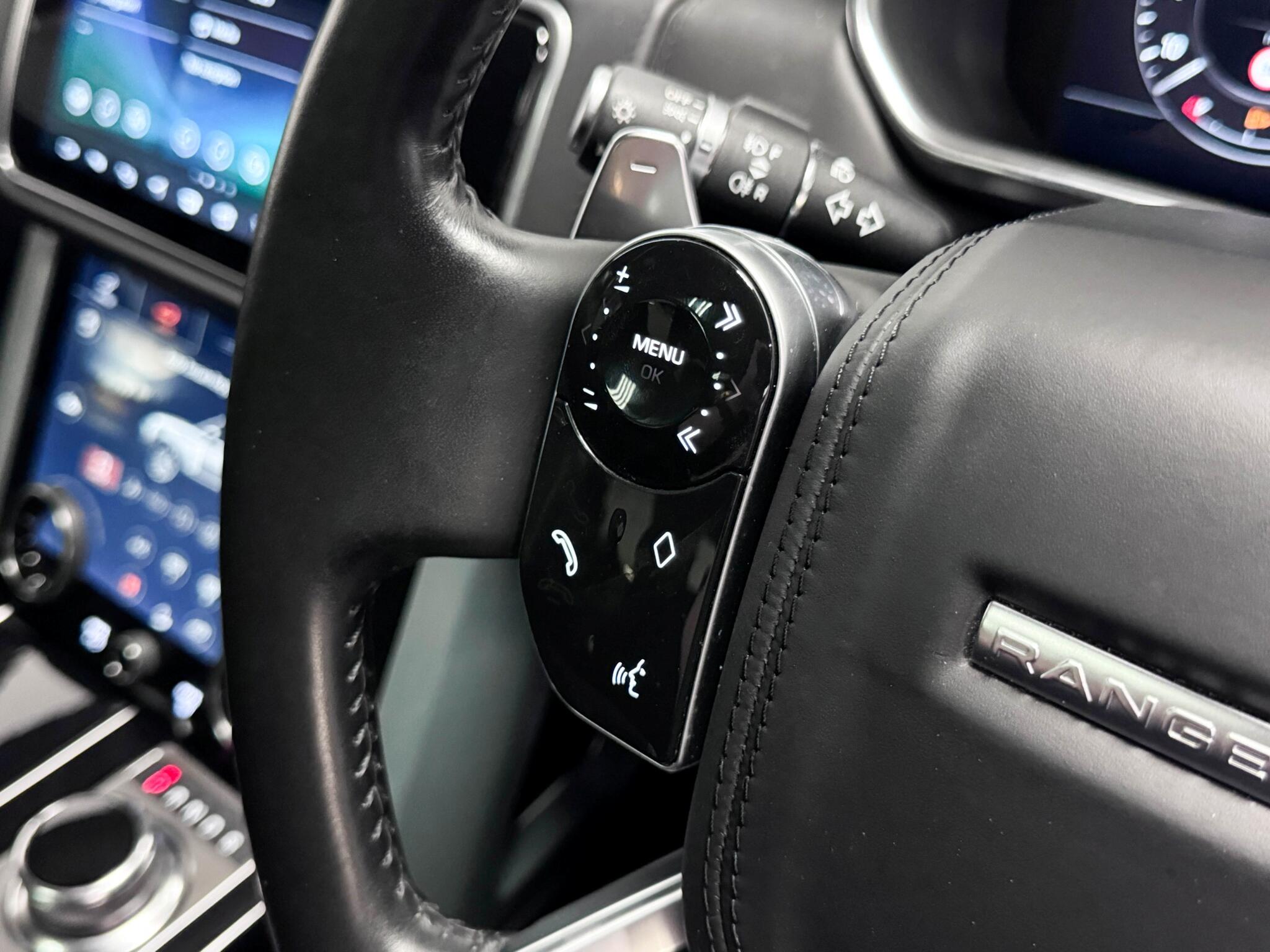 Land Rover Range Rover view 21