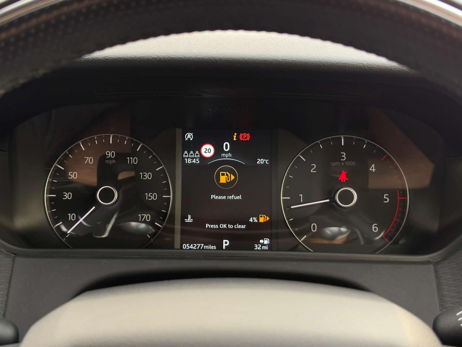 Land Rover Range Rover Velar view 56