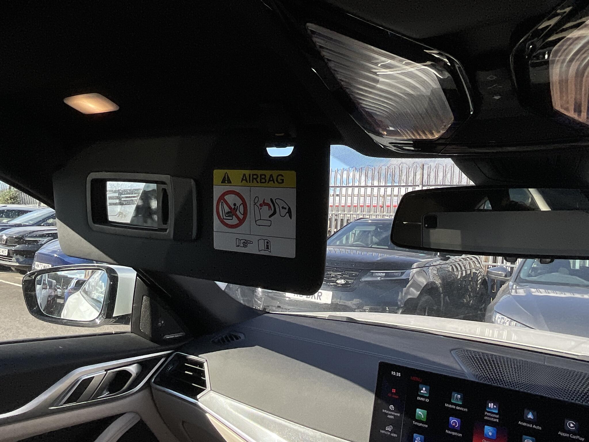 BMW I4 view 33