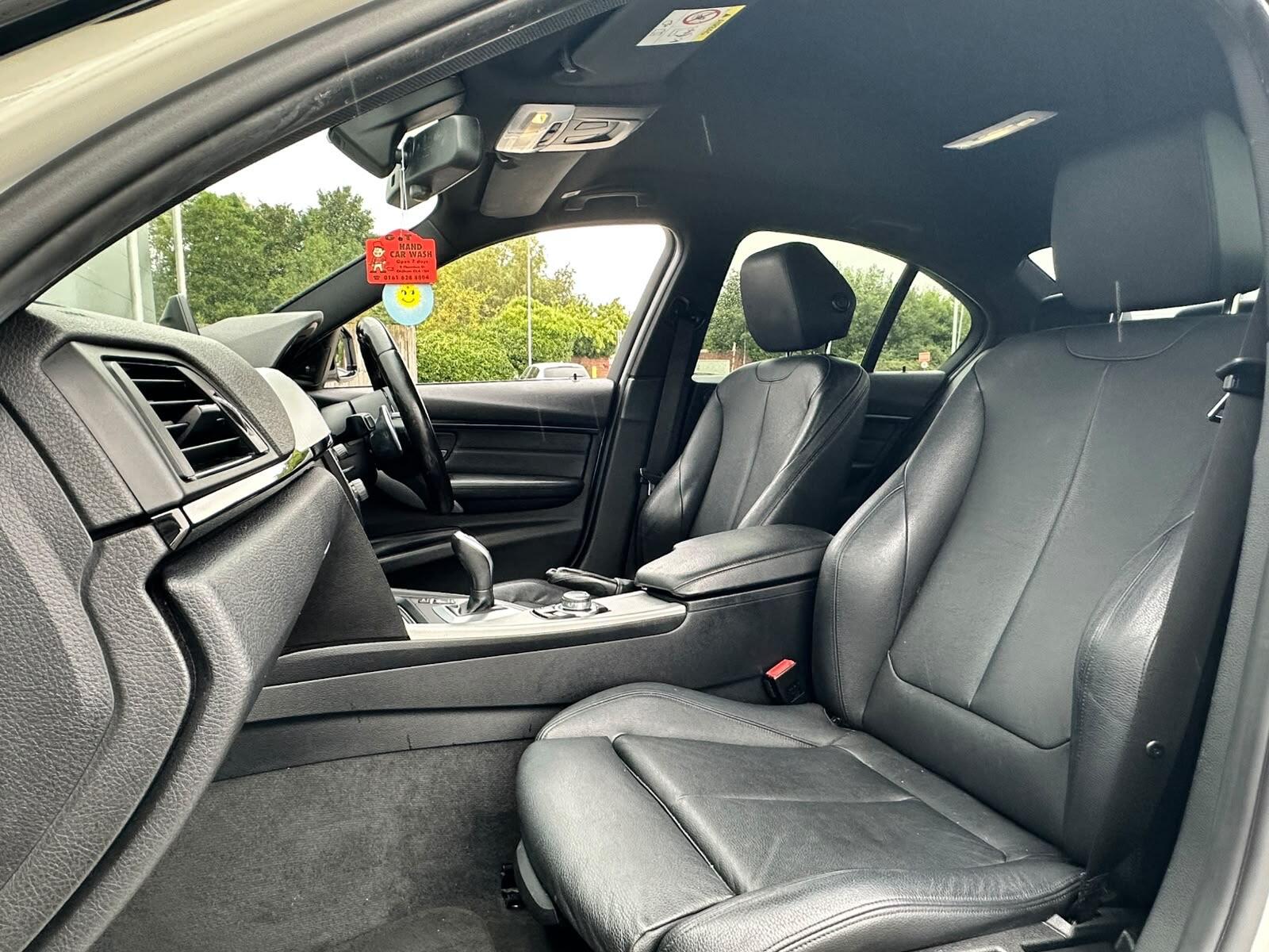 BMW 3 Series view 33