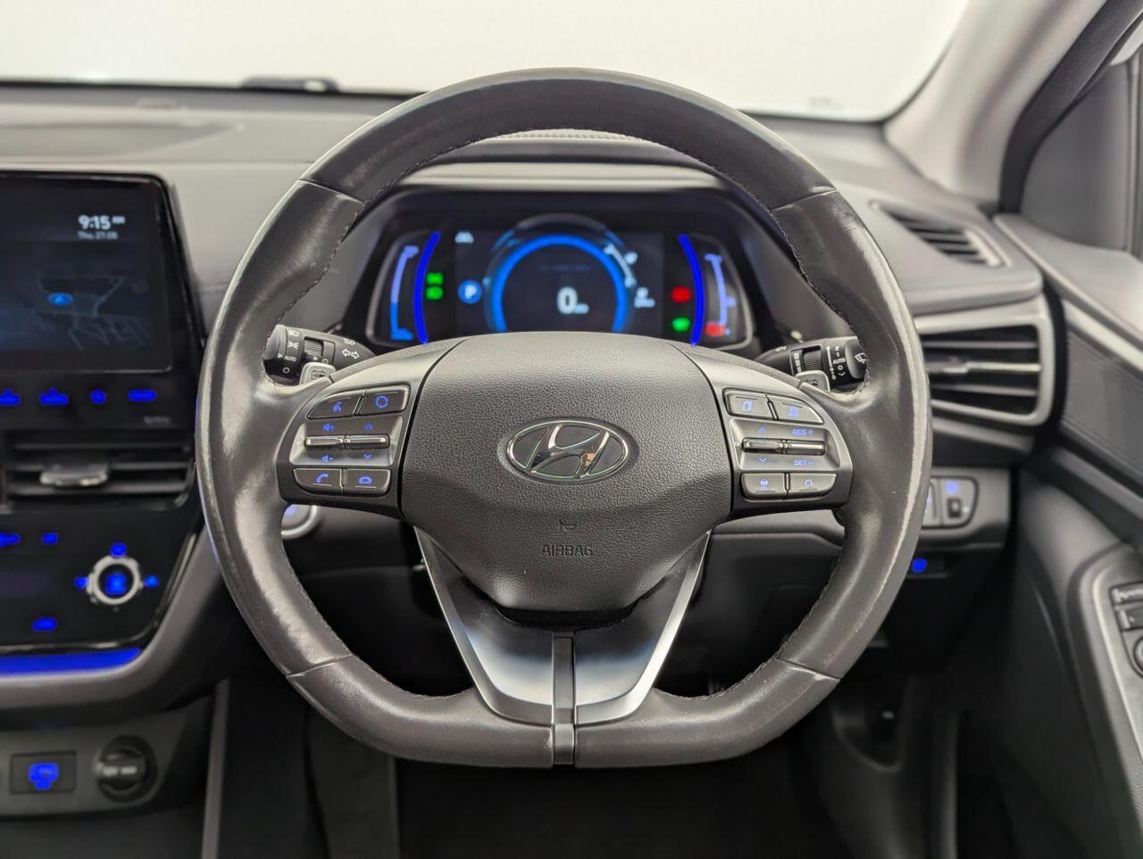 Hyundai Ioniq view 32