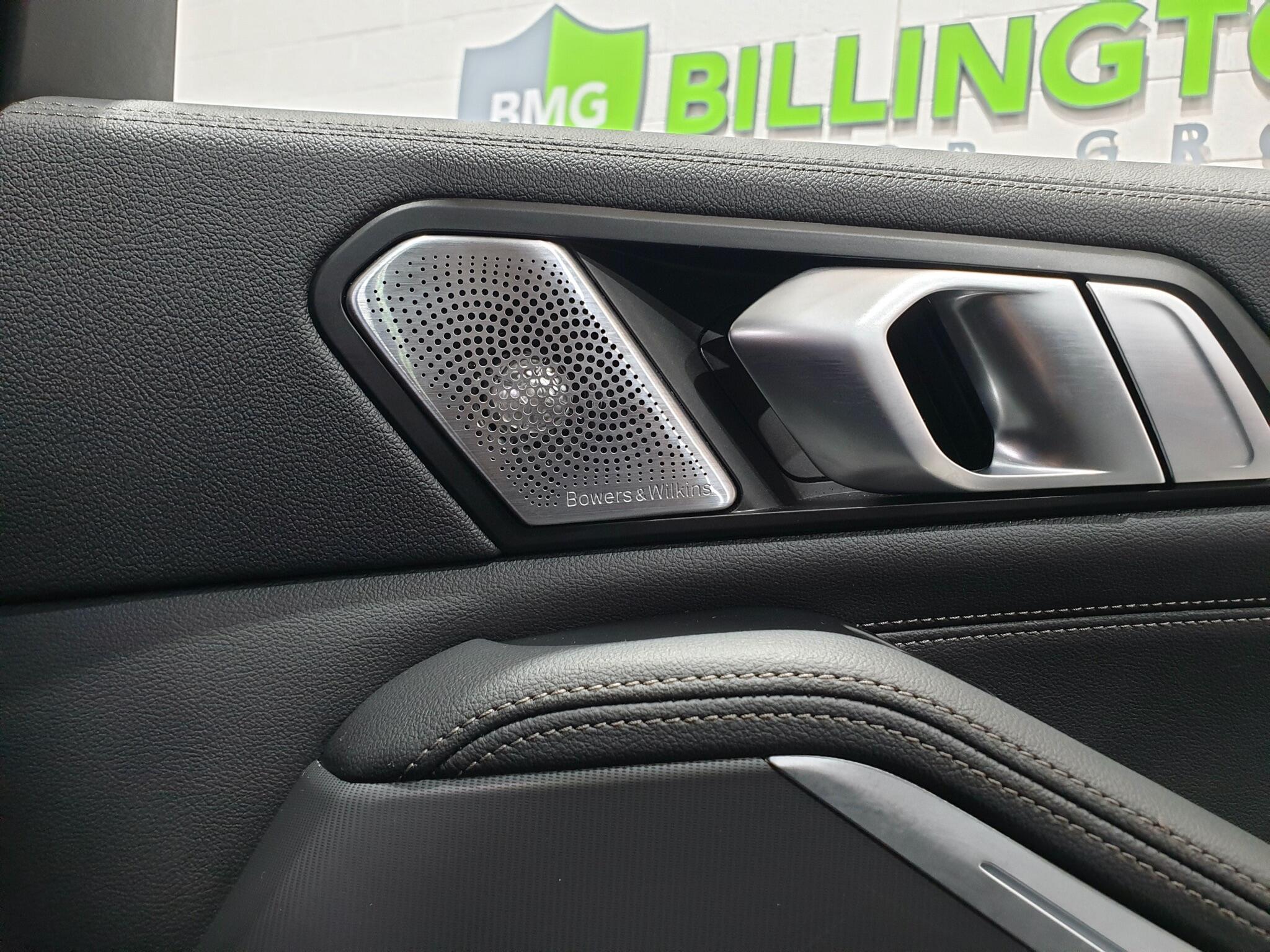 BMW X5 view 58