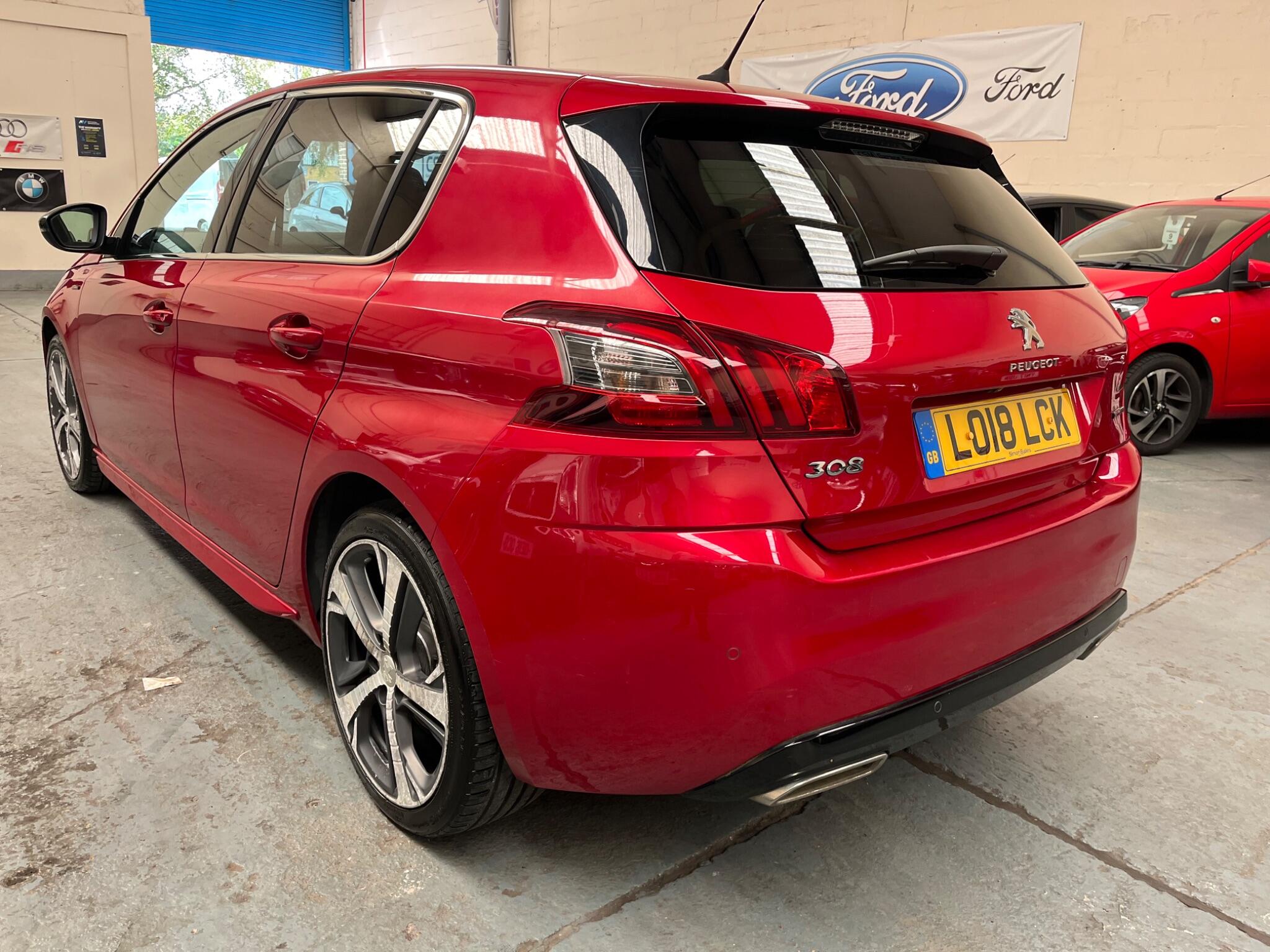 Peugeot 308 view 7