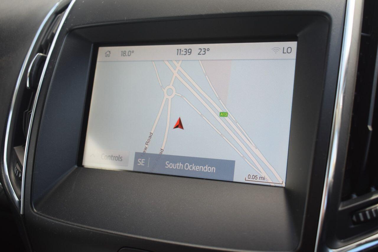 Ford Galaxy view 4