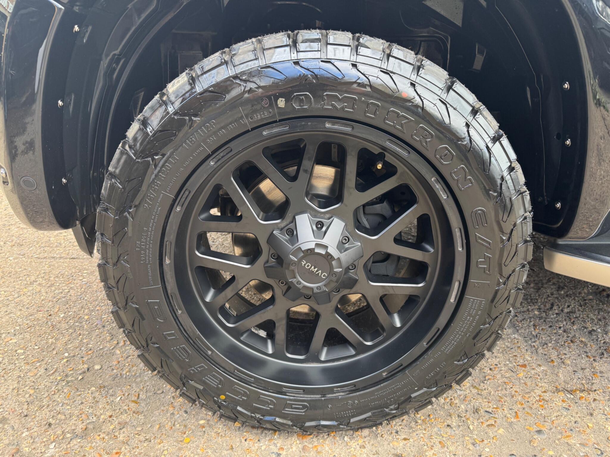Volkswagen Amarok view 47