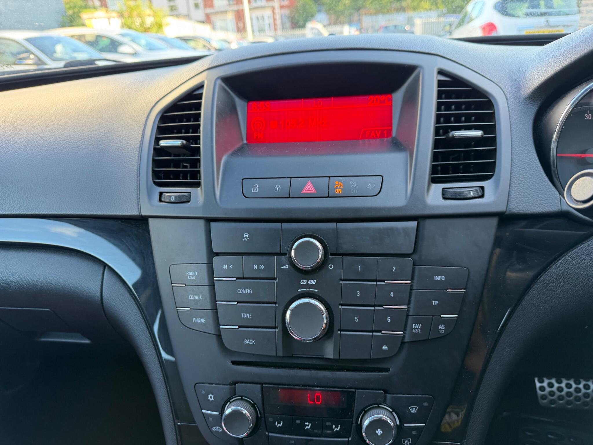 Vauxhall Insignia view 37