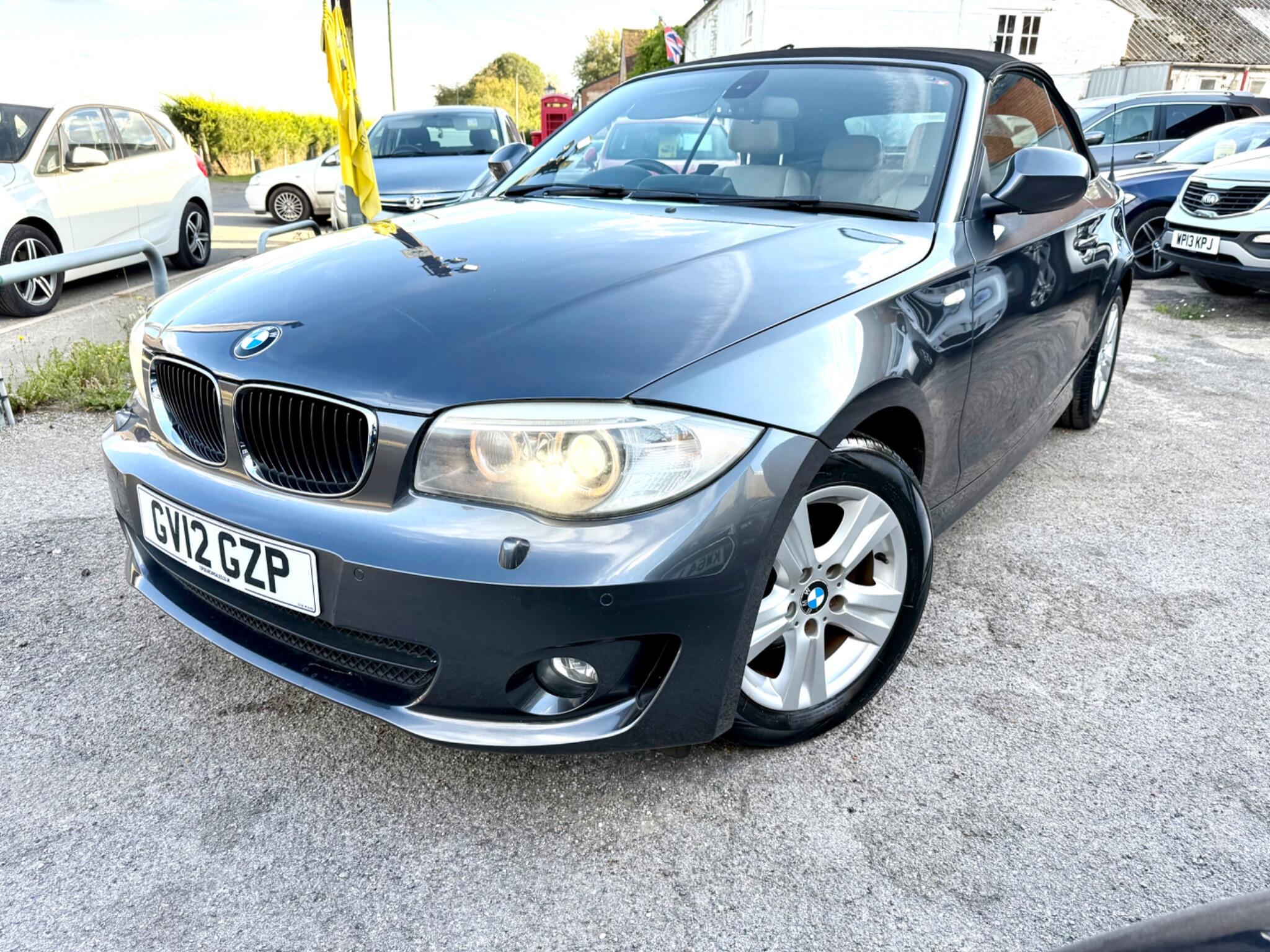 2012 BMW 1 Series image 4