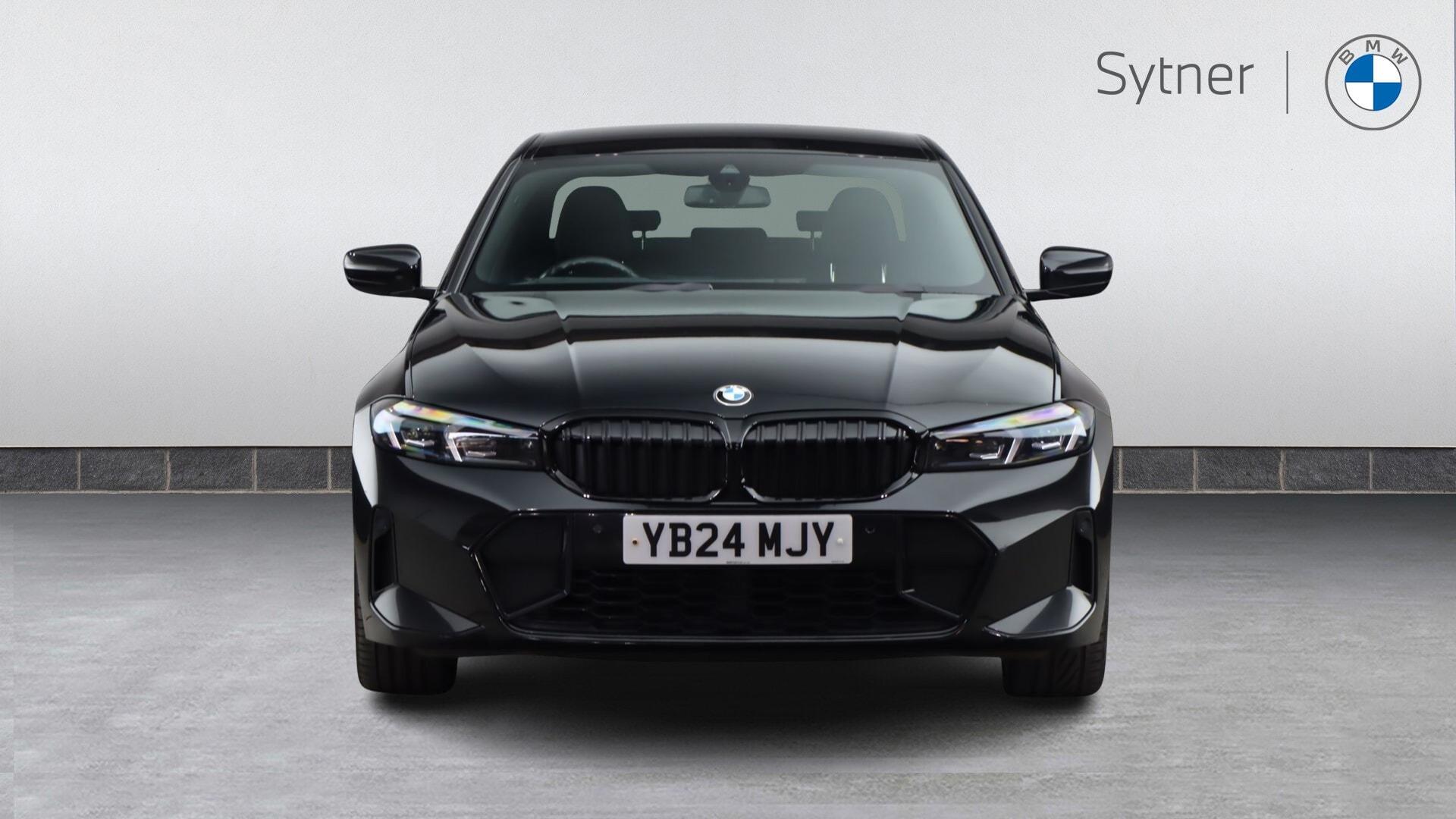 BMW 3 Series view 16