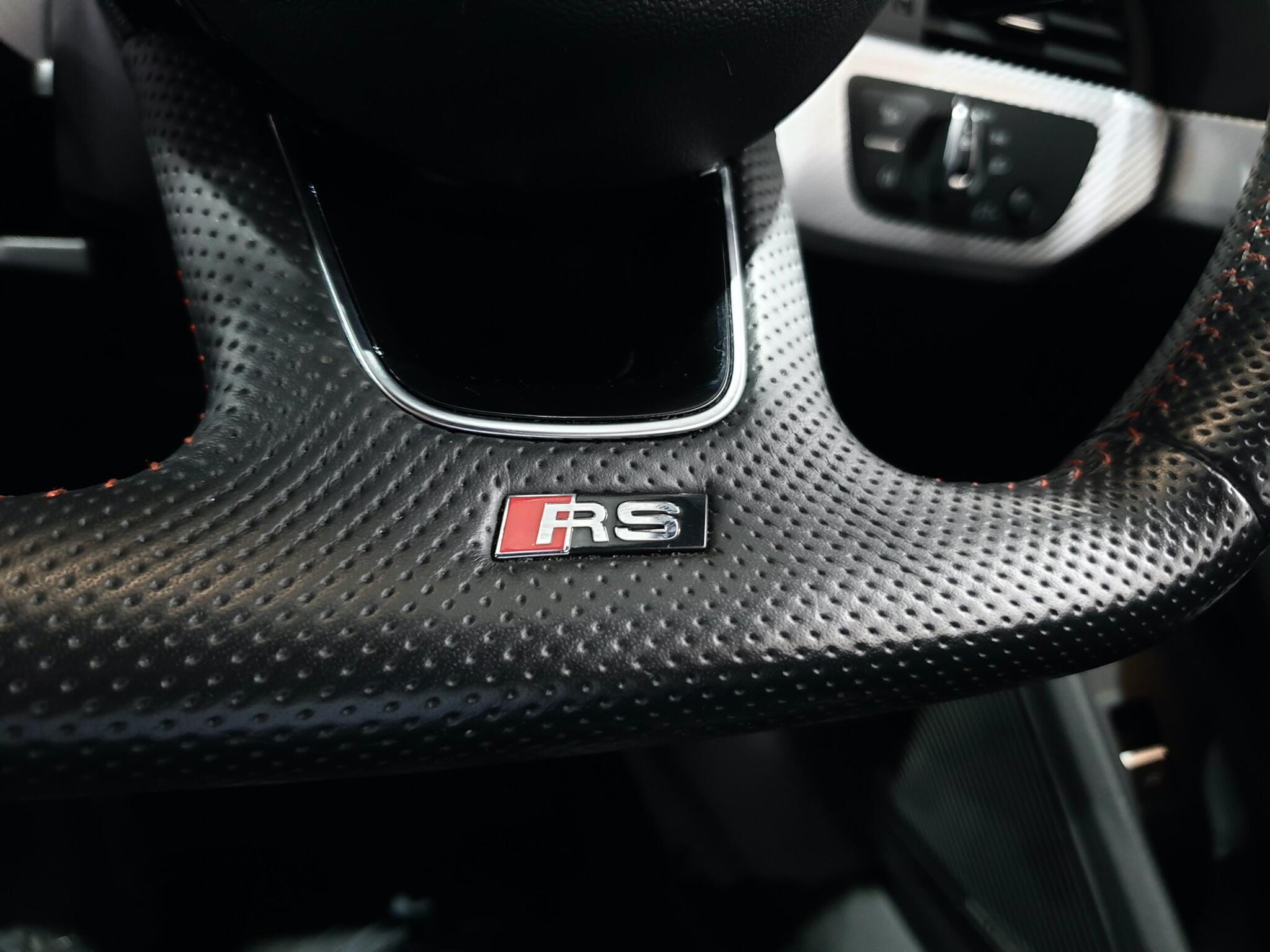 Audi RS4 view 83