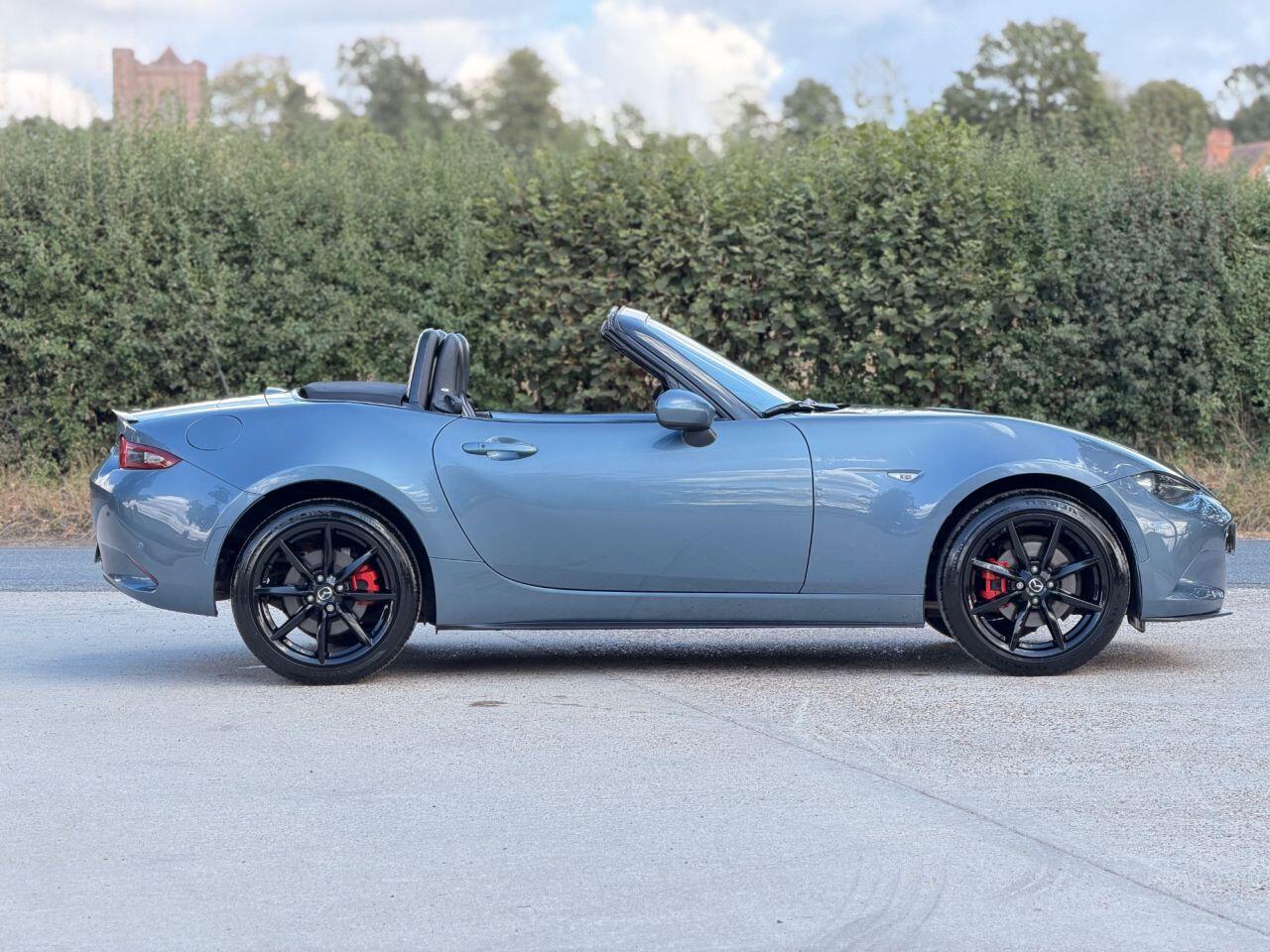 Mazda MX-5 view 10