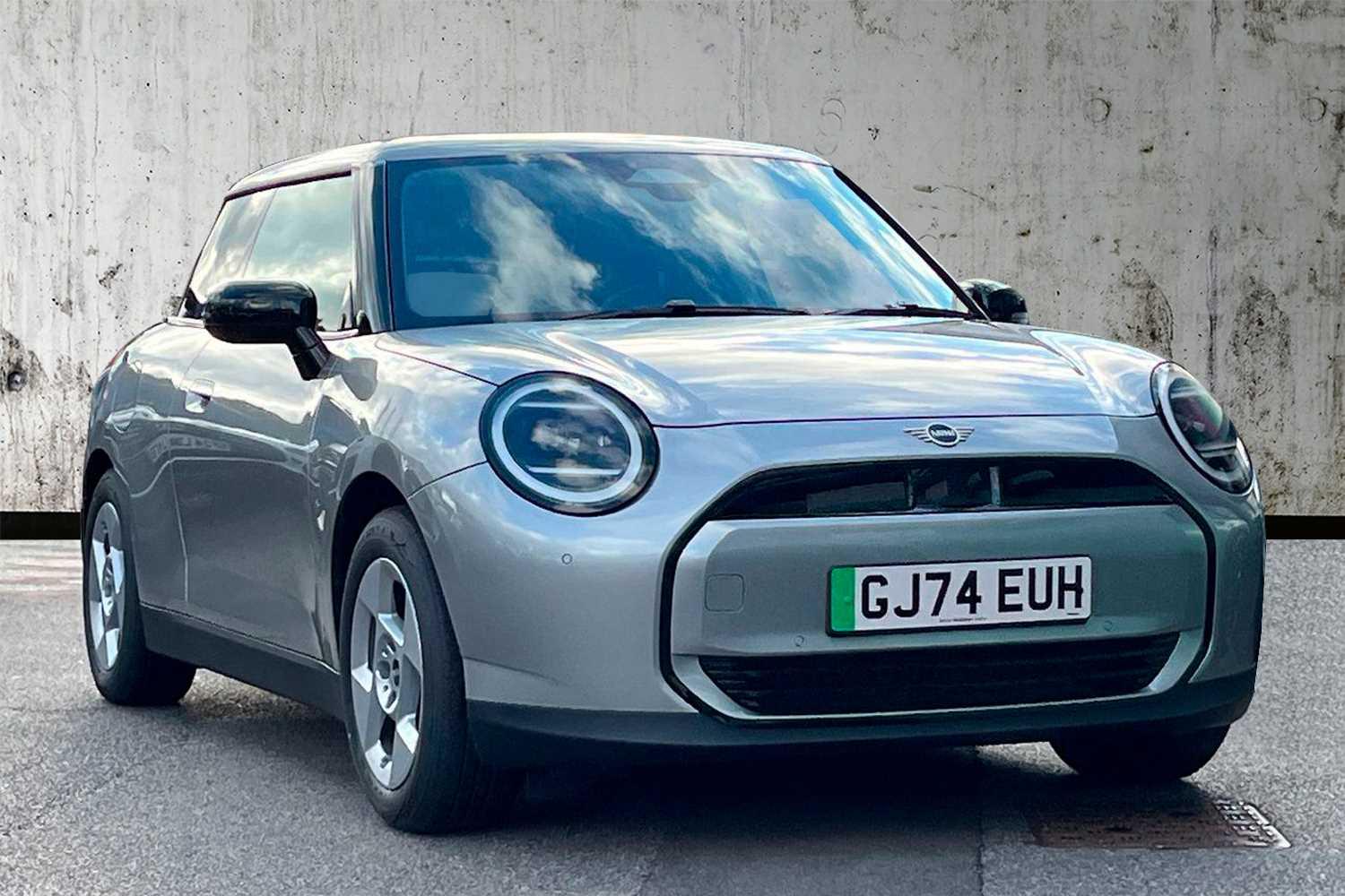 2024 MINI COOPER