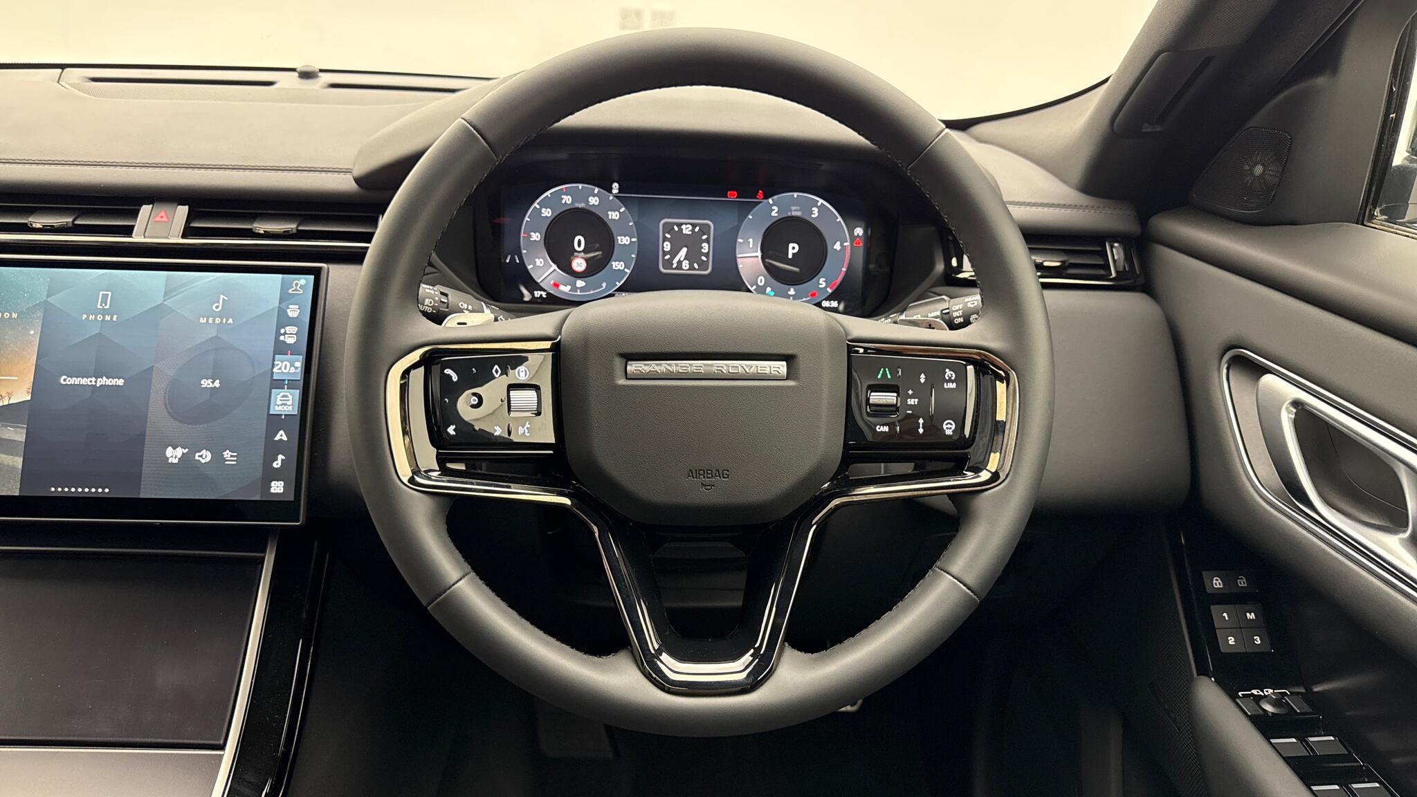 Land Rover Range Rover Velar view 15