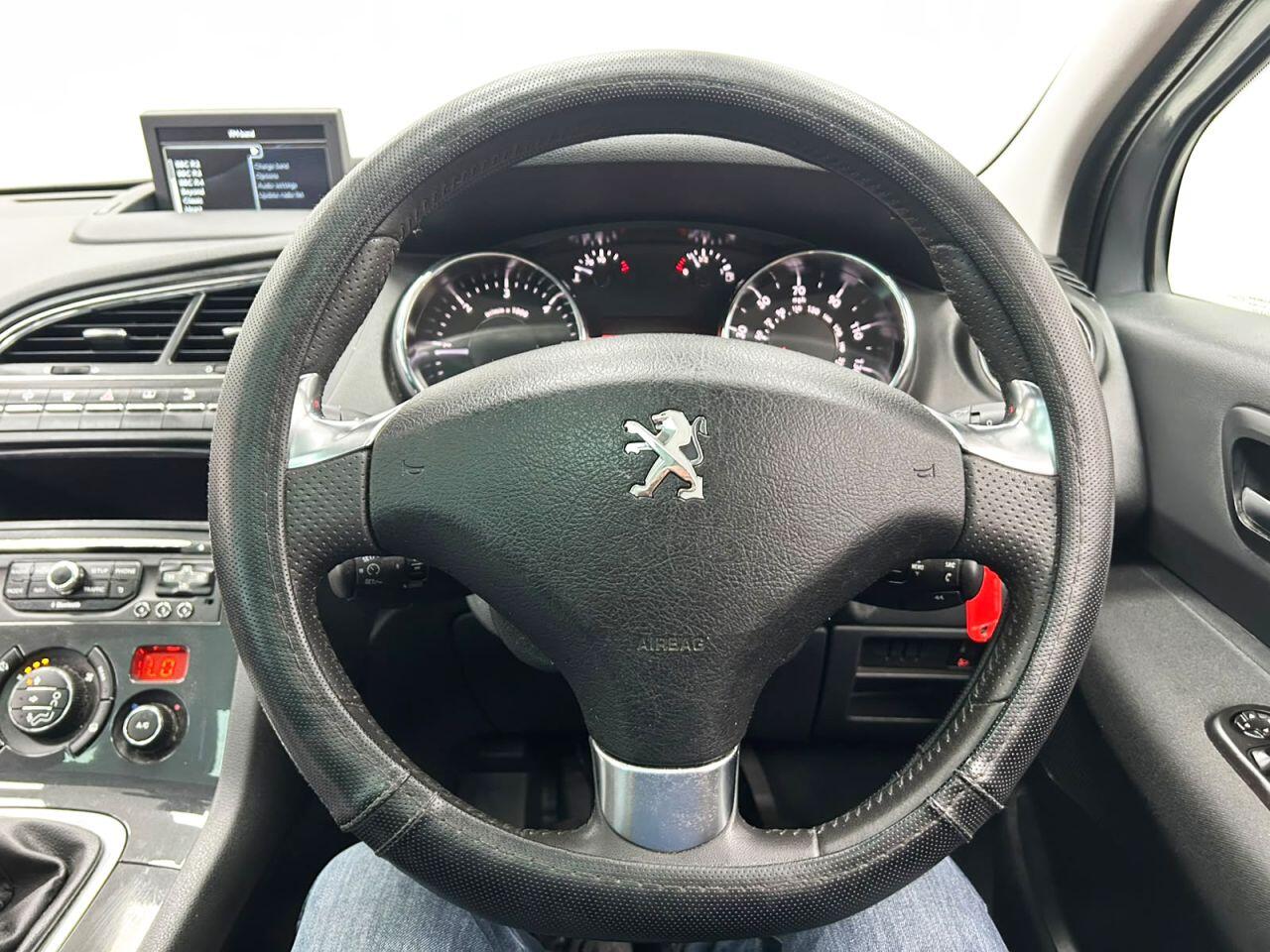 Peugeot 5008 view 21