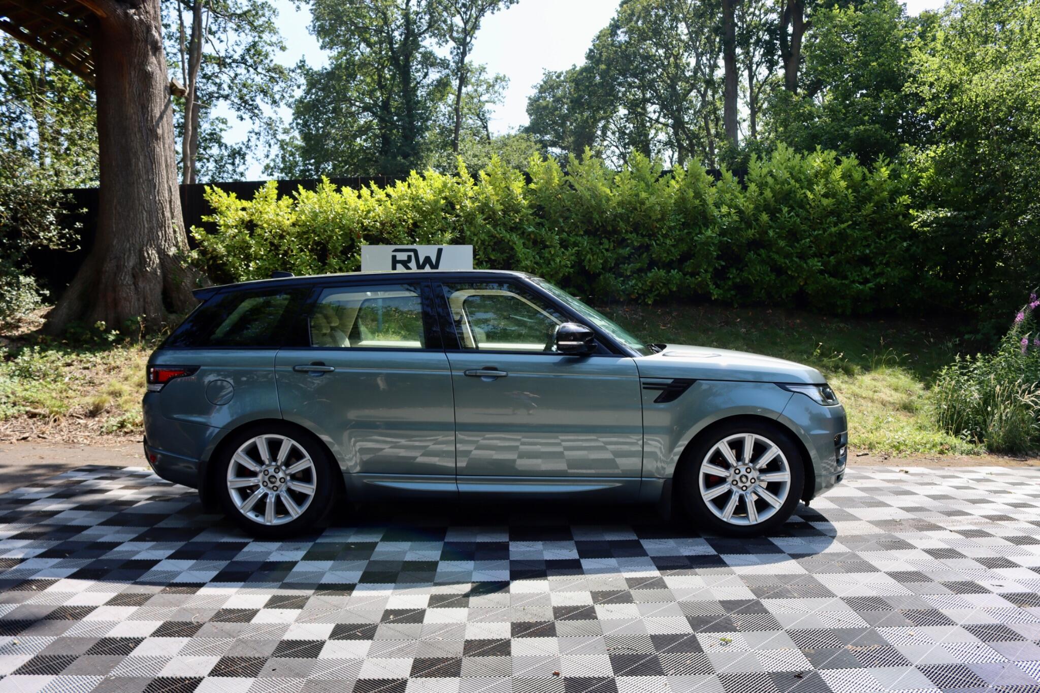 Land Rover Range Rover Sport view 14