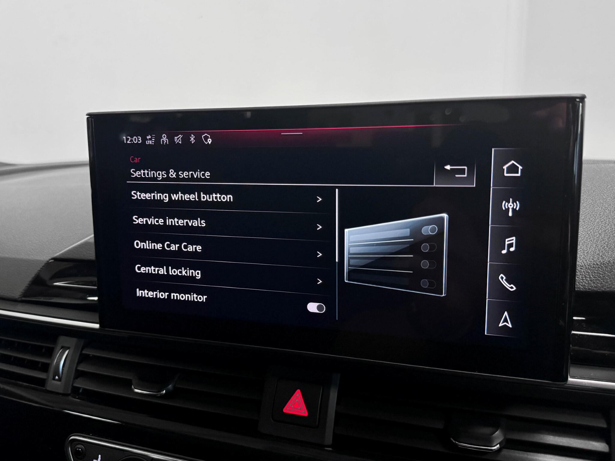 Audi A4 view 54