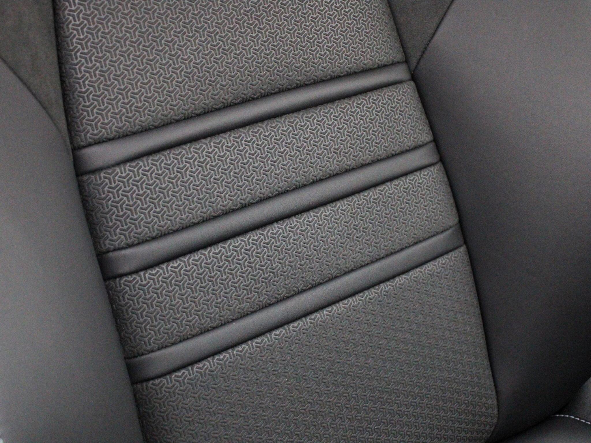 Porsche Cayenne view 22