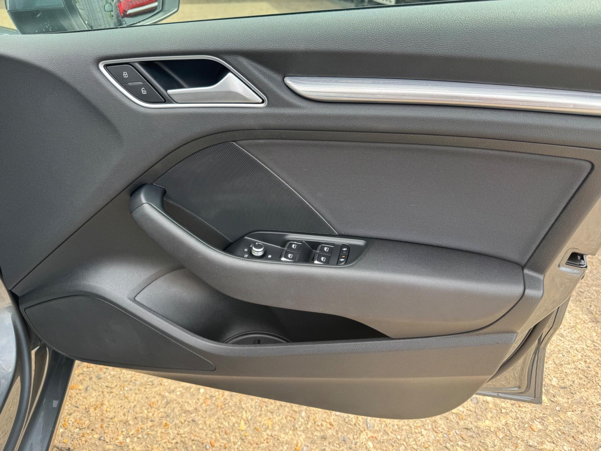 Audi A3 view 21