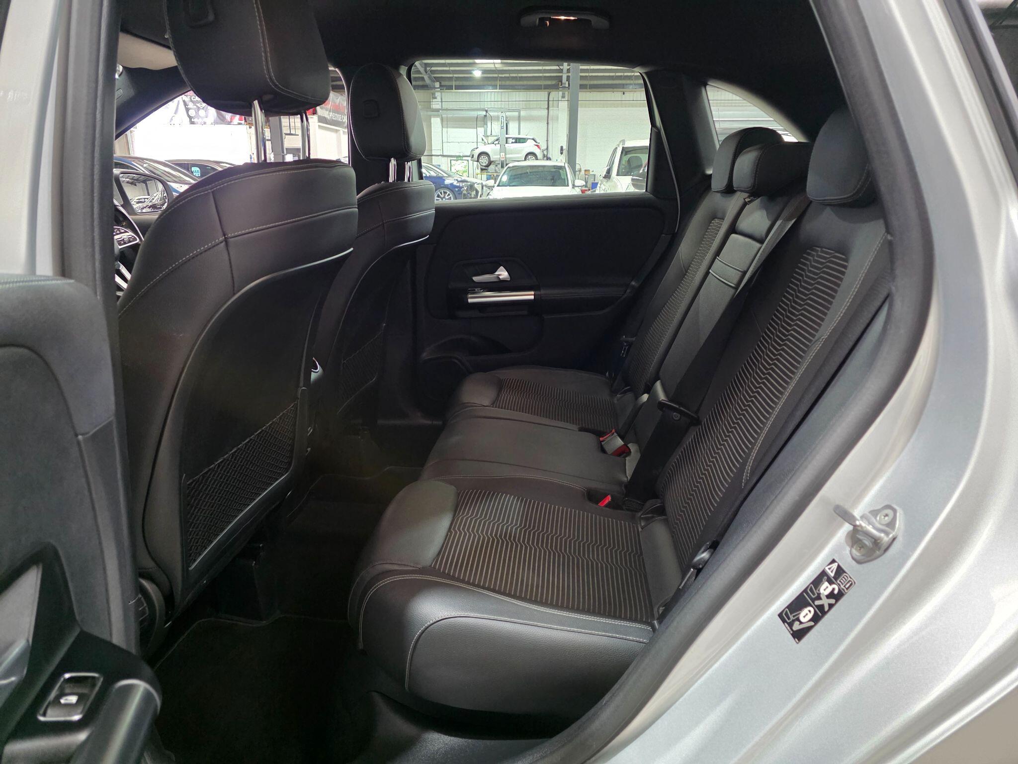 Mercedes-Benz B Class view 25