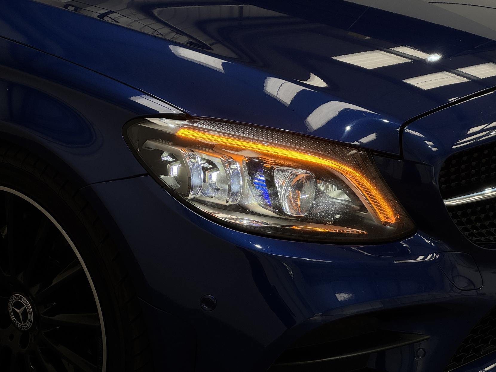 Mercedes-Benz C Class view 7