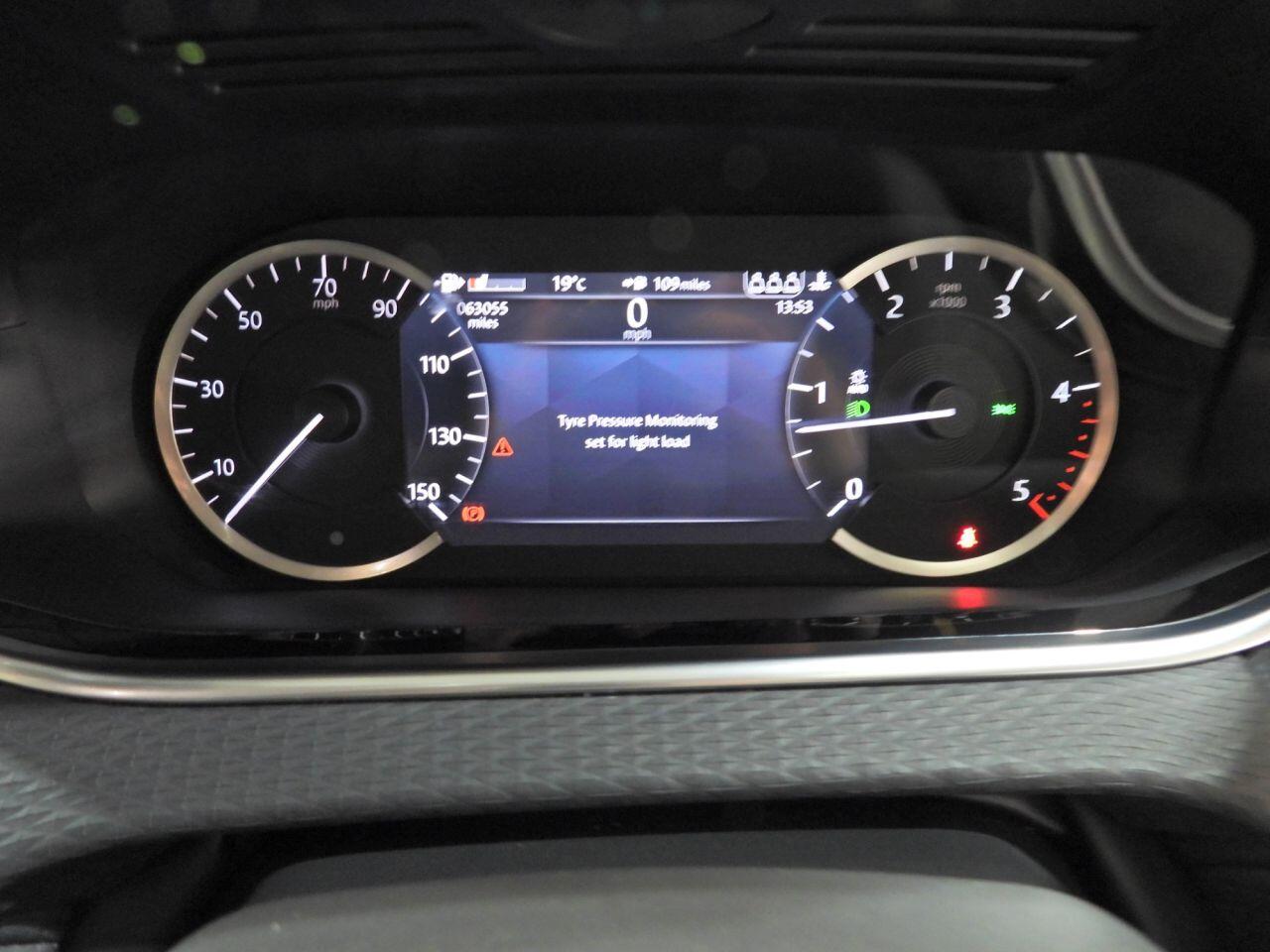 Land Rover Range Rover Evoque view 23