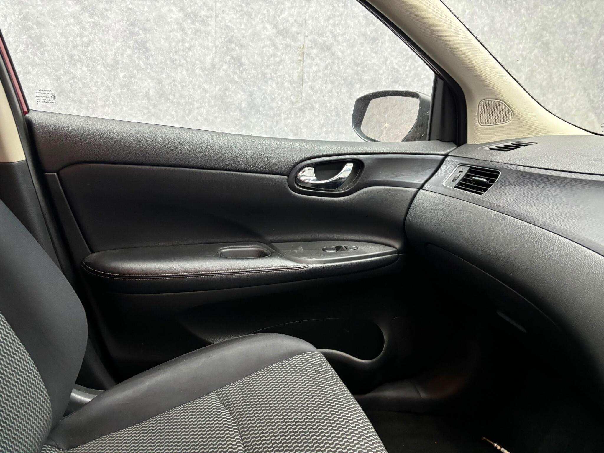 Nissan Pulsar view 10
