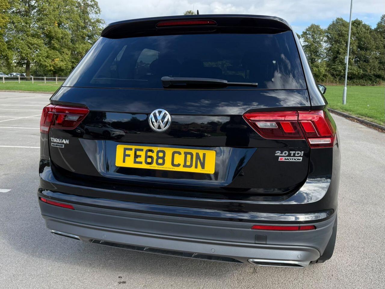 Volkswagen Tiguan Allspace view 26