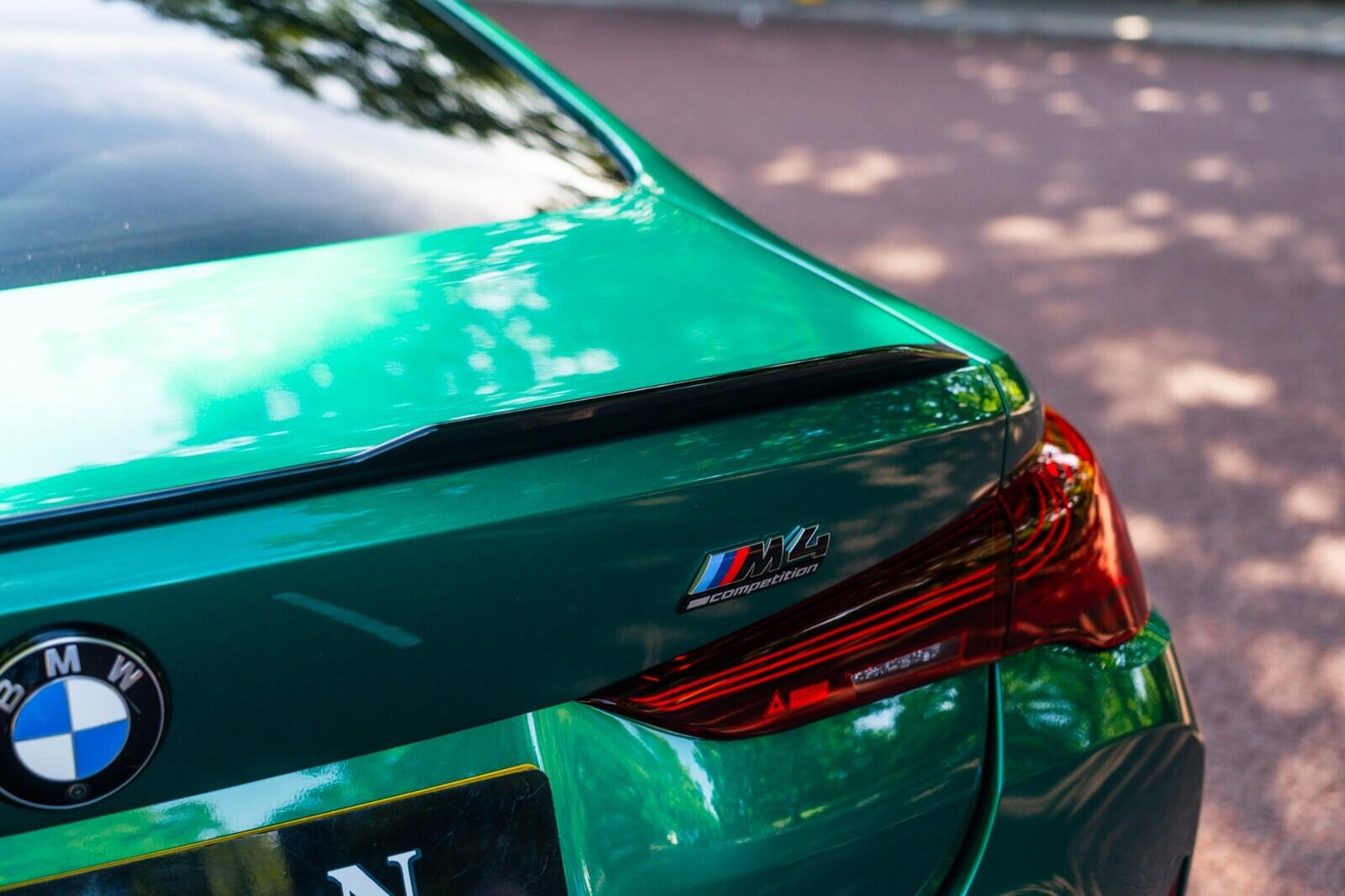 BMW M4 view 23