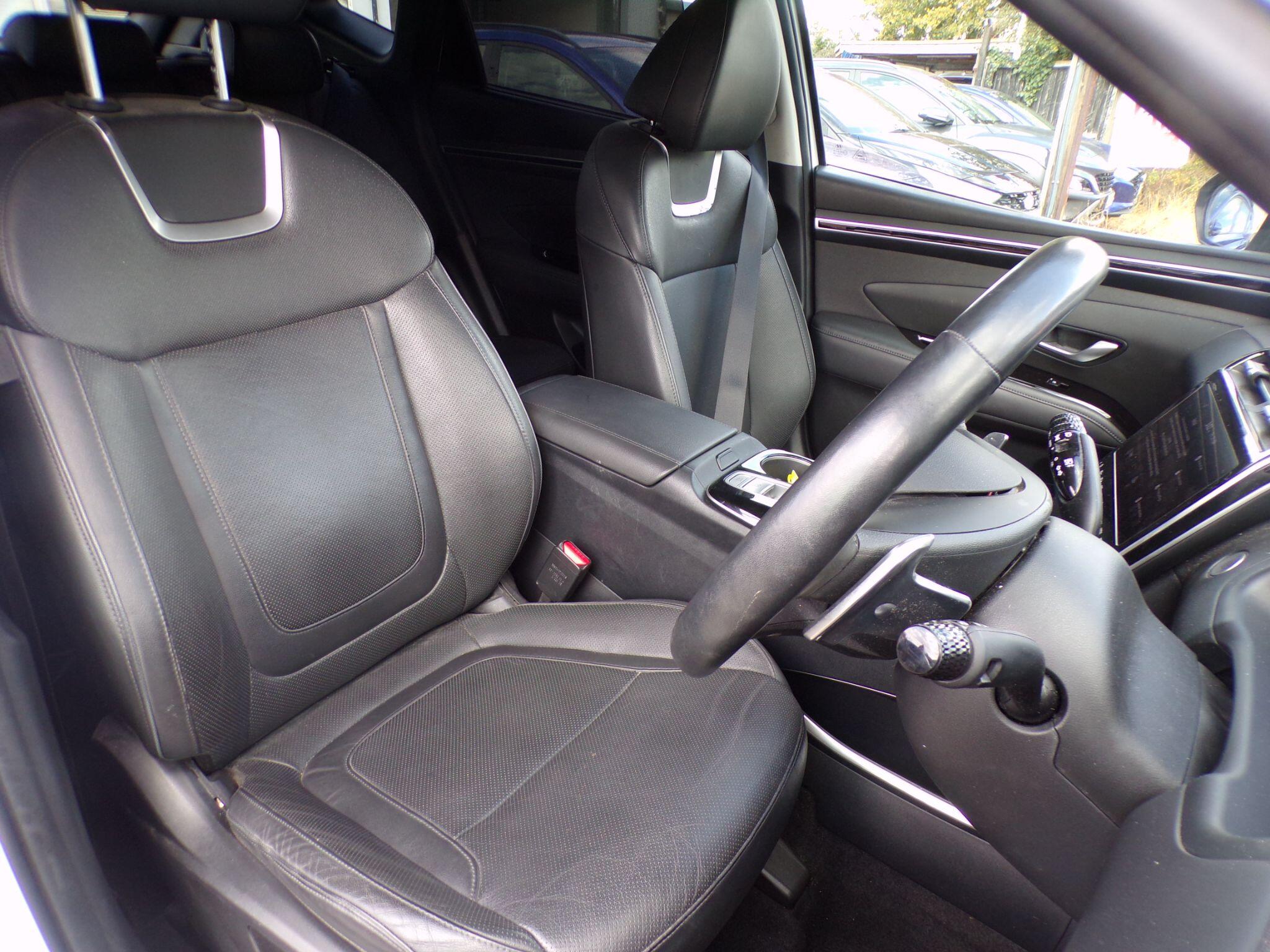 Hyundai Tucson view 16