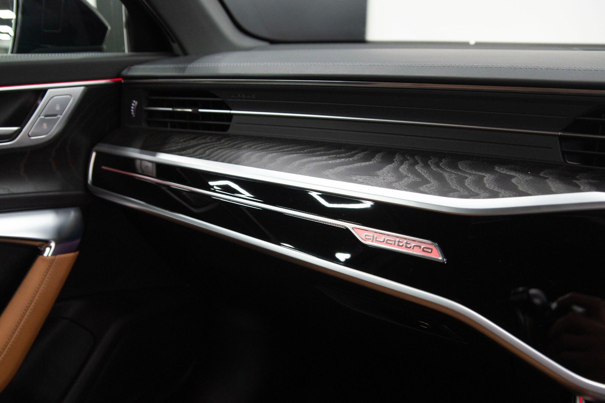 Audi RS6 view 43