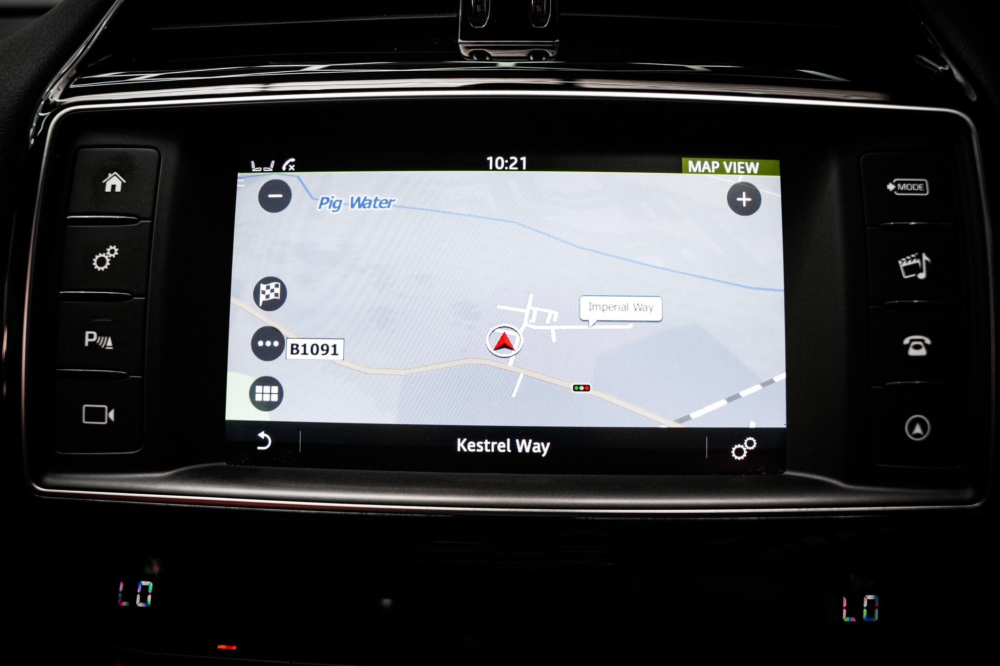 Jaguar F-Pace view 42