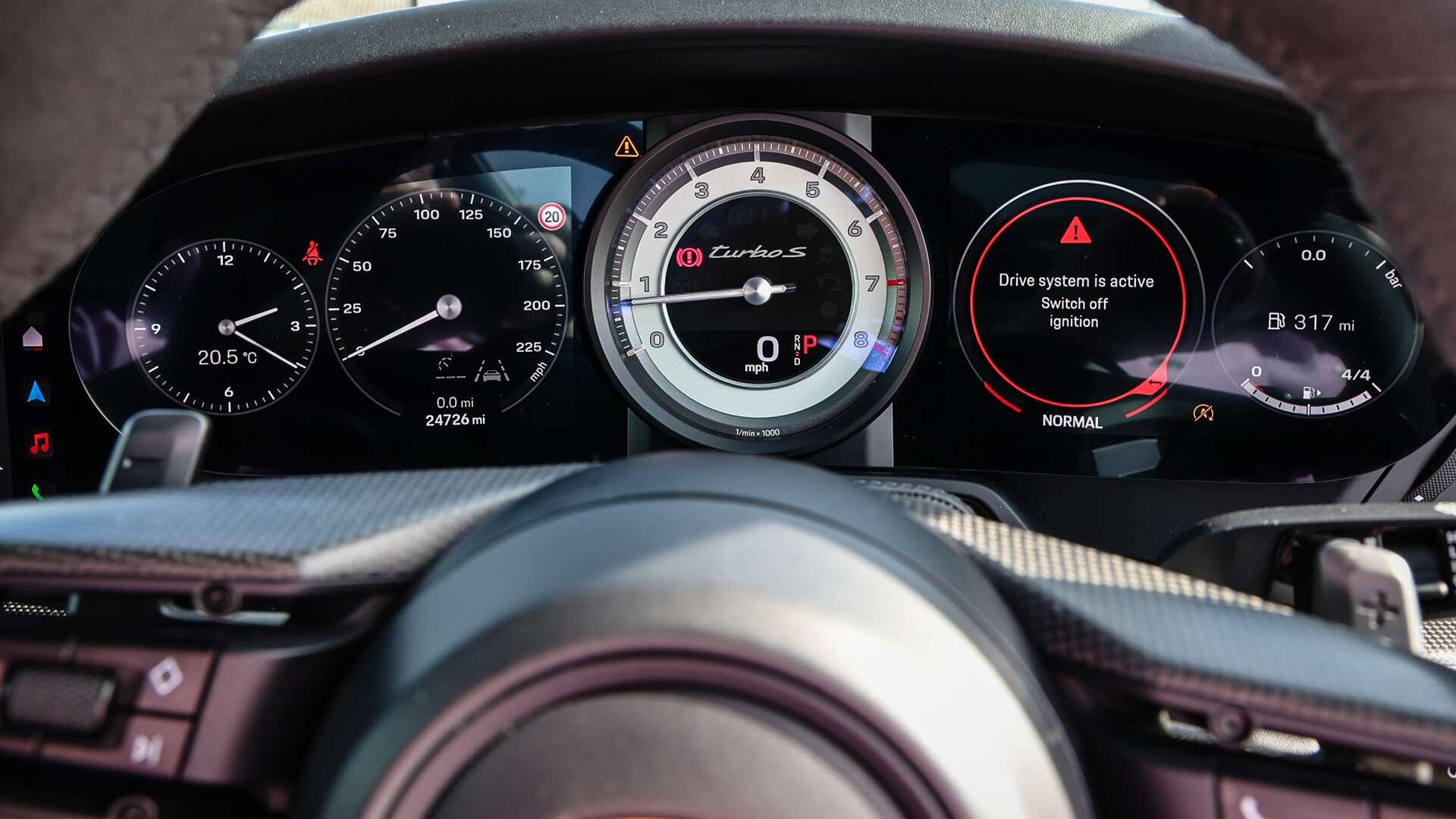 Porsche 911 view 19