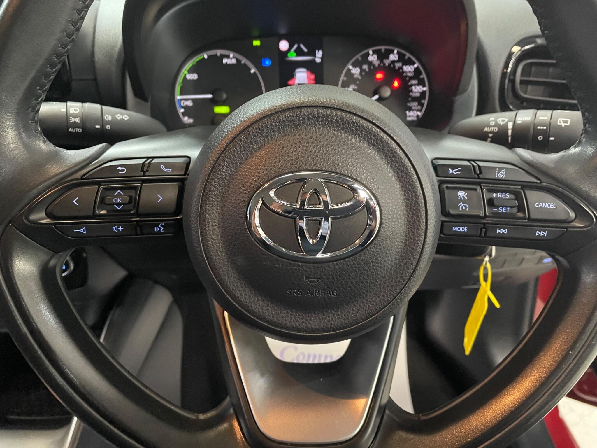 Toyota Yaris view 14