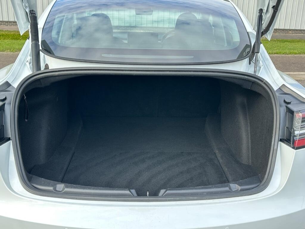 Tesla Model 3 view 7