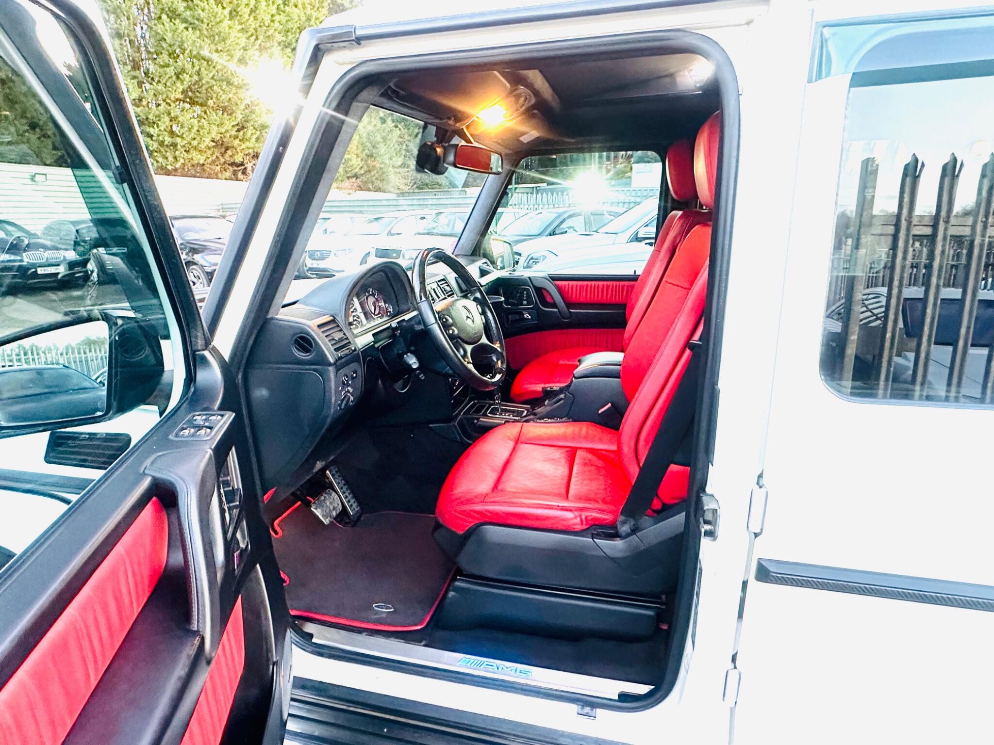 Mercedes-Benz G Class view 25