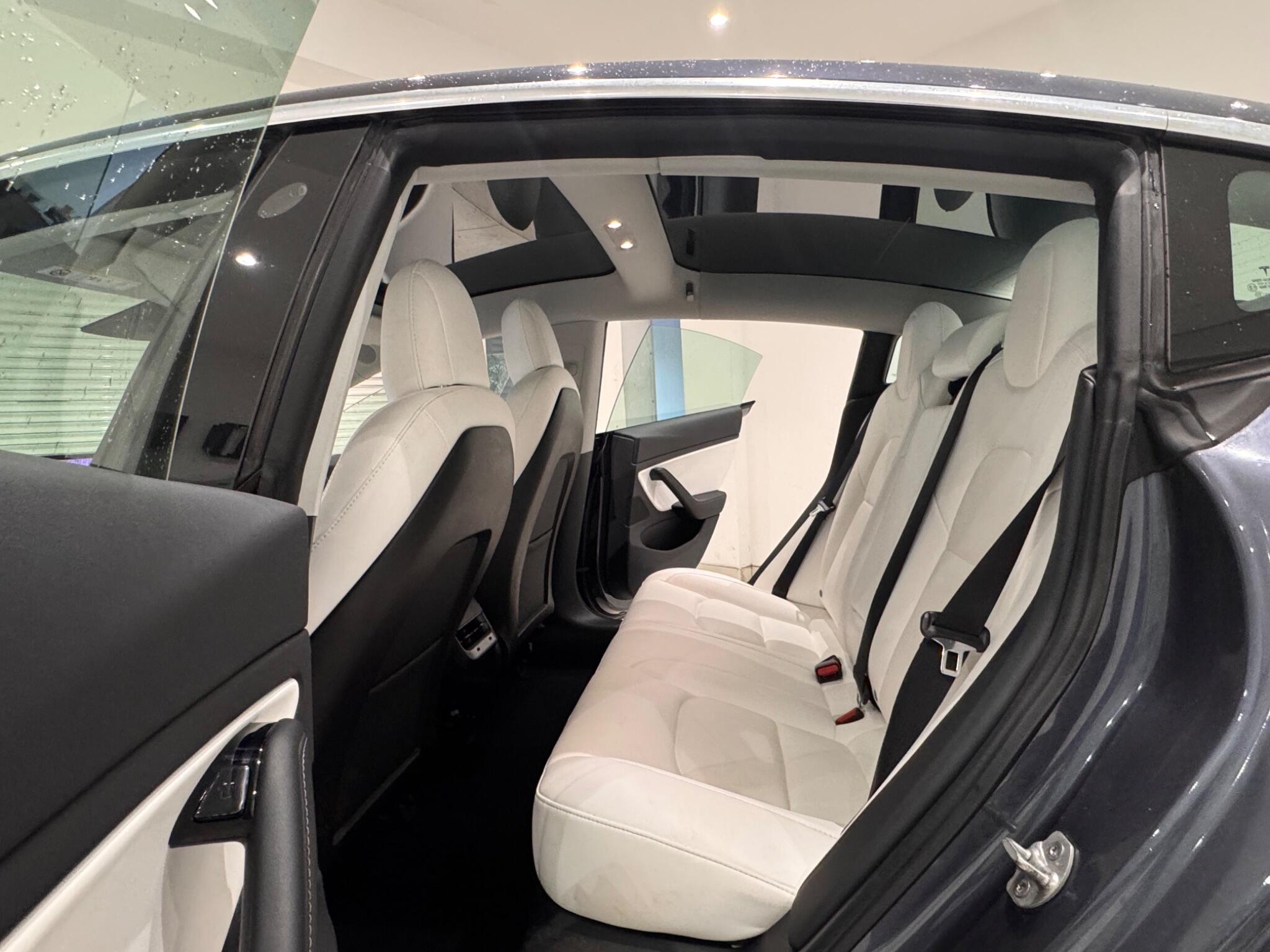 Tesla Model 3 view 10