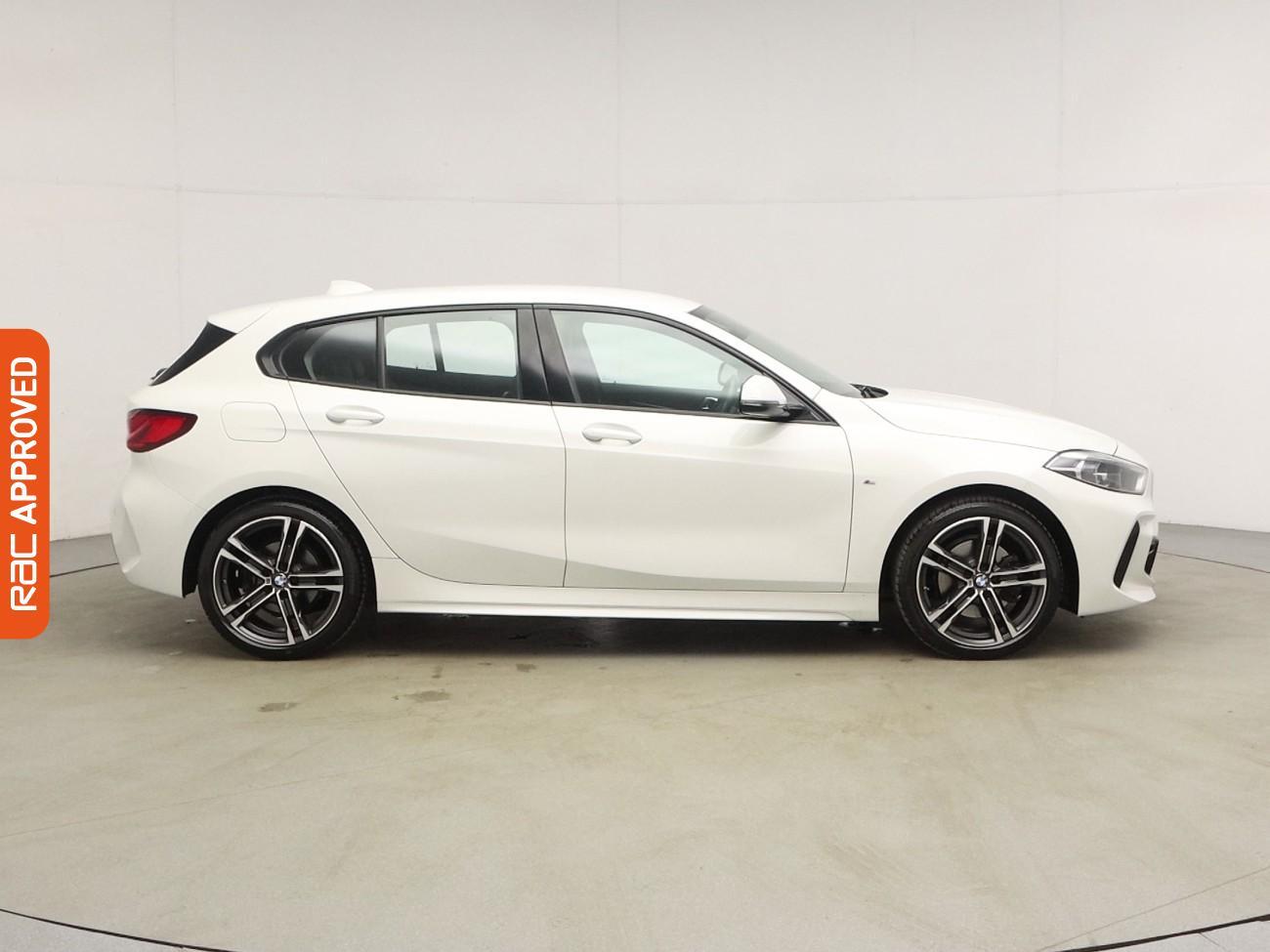 BMW 1 Series view 6