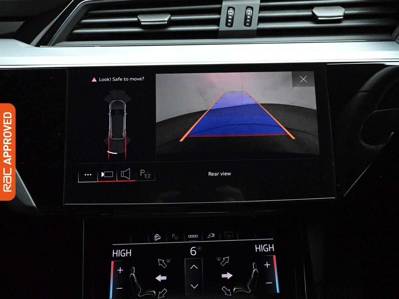 Audi E-Tron view 17