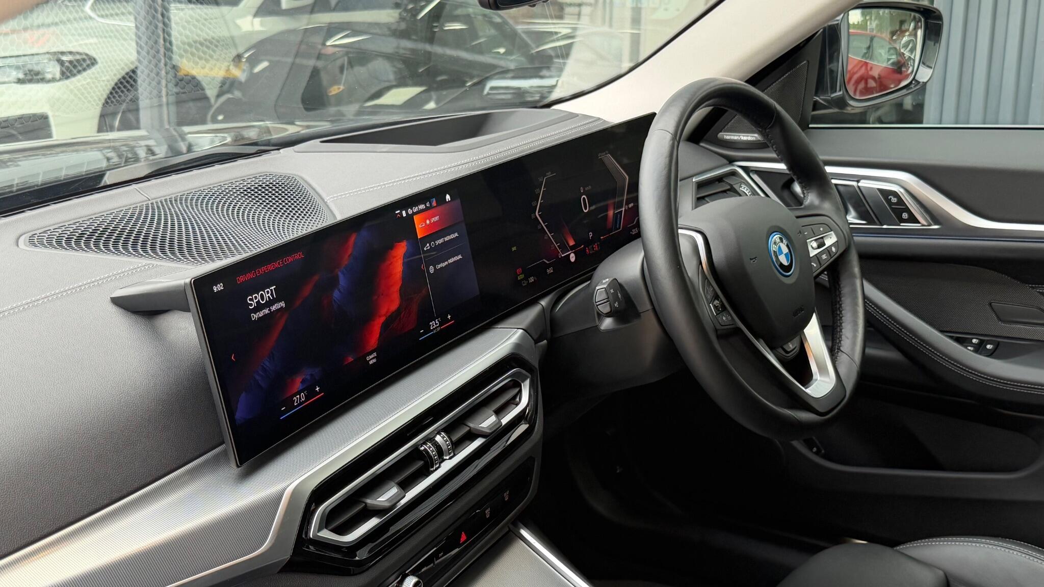 BMW I4 view 12