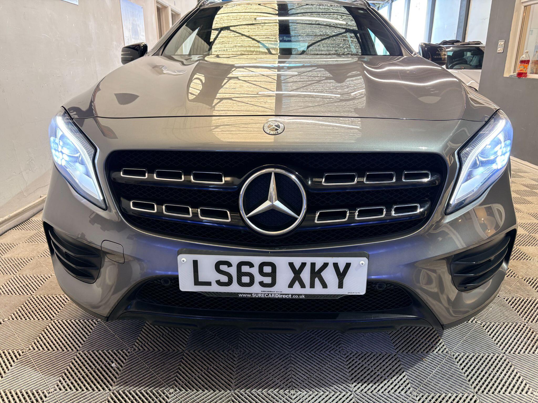 Mercedes-Benz Gla view 8