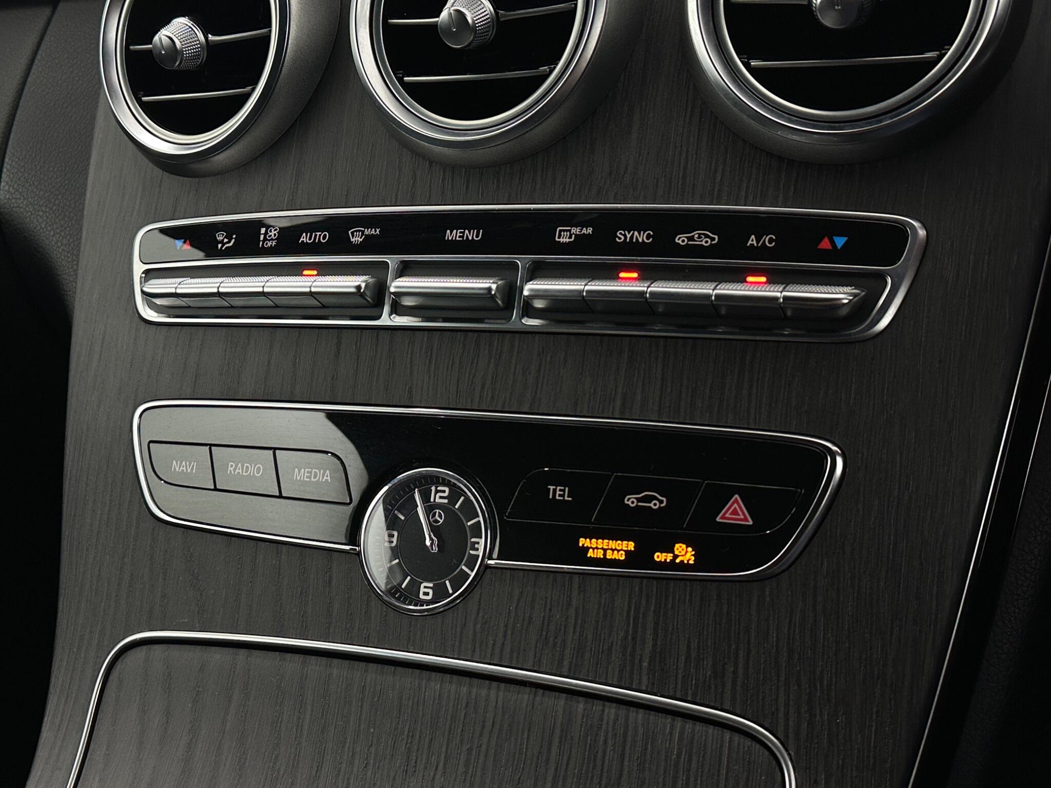 Mercedes-Benz C-Class view 22