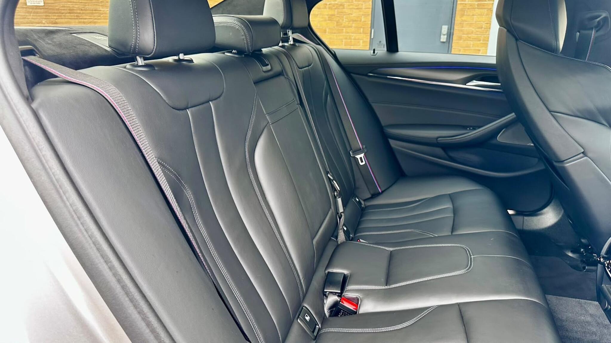 BMW M5 view 37