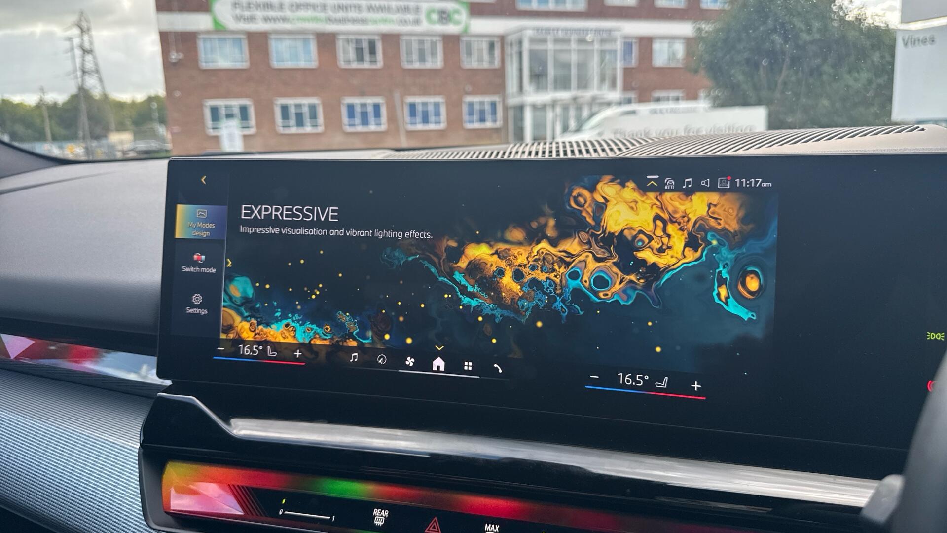 BMW i5 view 57
