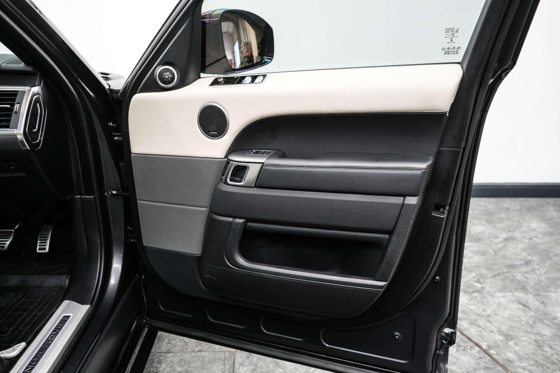 Land Rover Range Rover Sport view 23