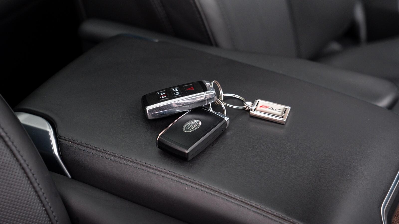 Land Rover Range Rover view 43