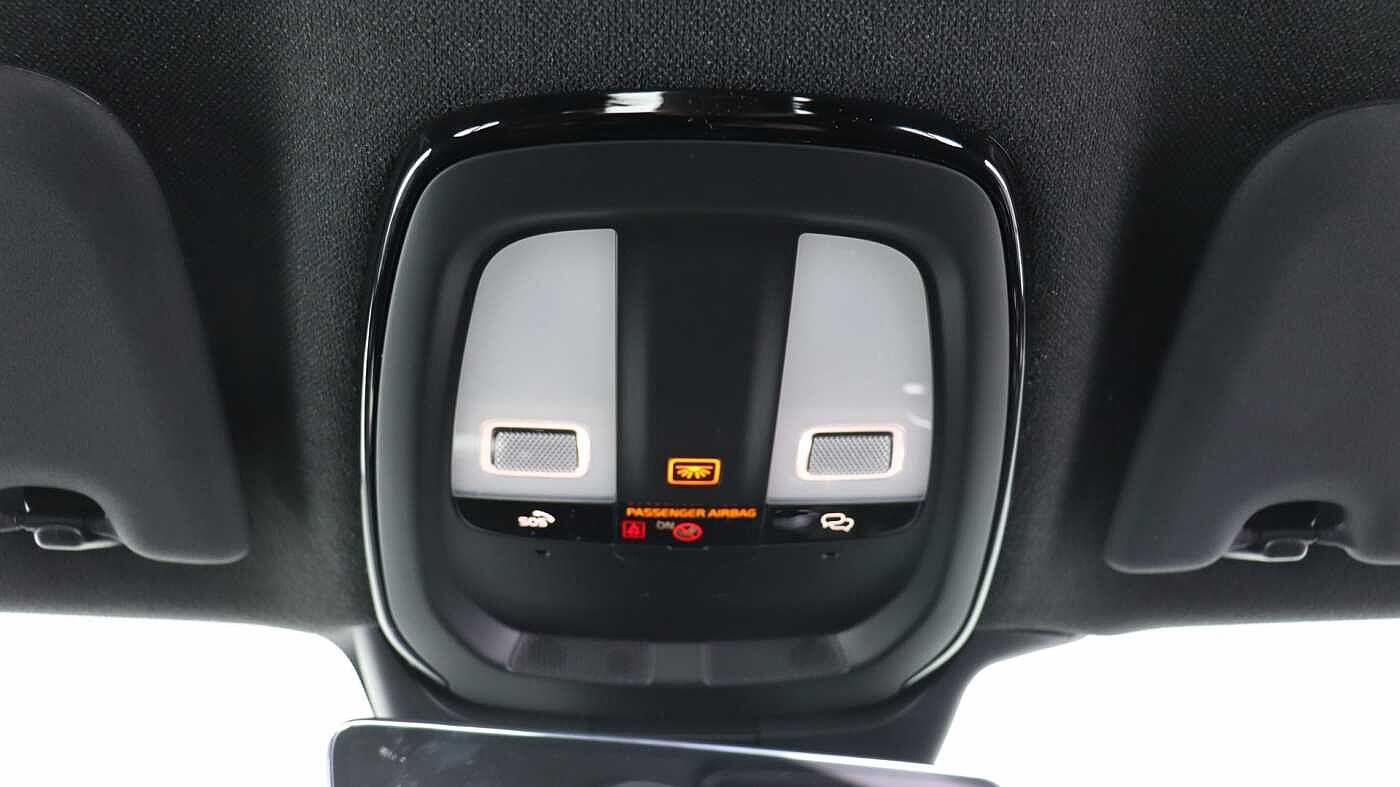 Volvo XC40 view 29